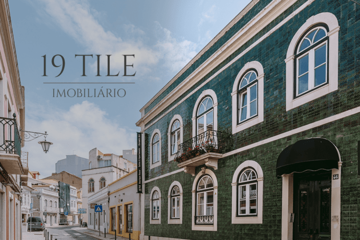 19 Tile - Caldas da Rainha (@19_tile)